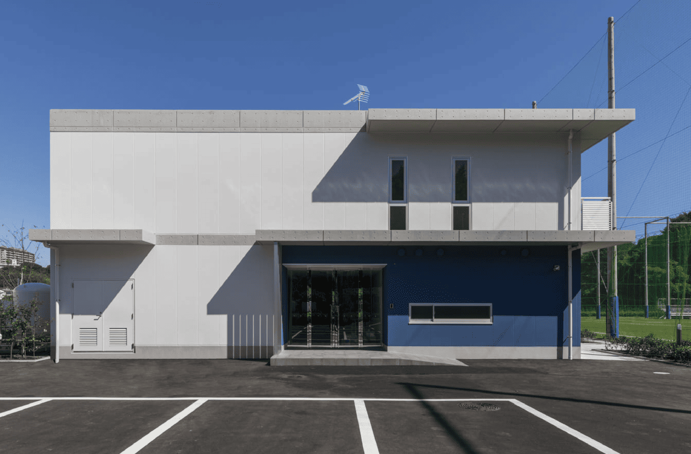 荏田南町多目的グラウンドの建物